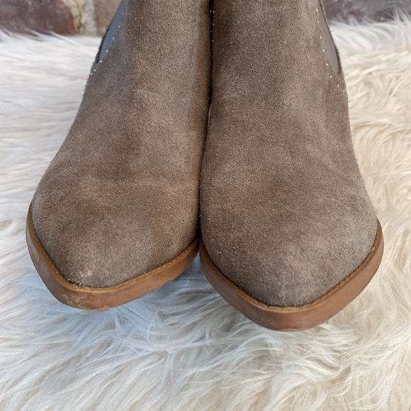 Marc Fisher Bellie Studded Suede Pull-on Booties, Size 10 - Picture 12 of 16